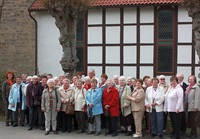 Die Frauenhilfen aus Bergkirchen und Wehrendorf beim Treffen in Bergkirchen. Foto: Rainer Labie